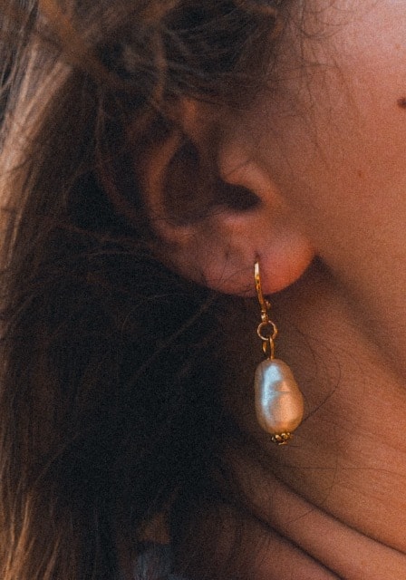 The Pearl Earrings